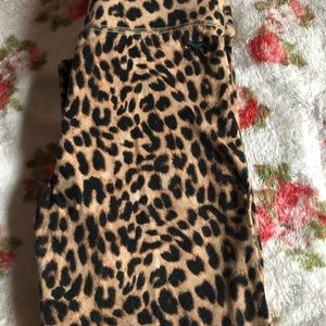 Victoria’s Secret Leopard legging